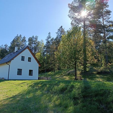Klidna Lokalita Na Kraji Lesa, Cely Dum S Uschovnu Kol Villa Nova Bystrice Exterior photo